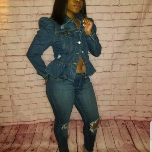 Jacket - Picture 3 of 5